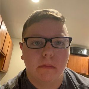 Meet your Posher, Elijah